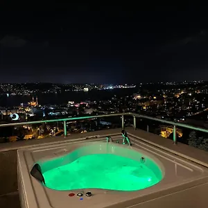 Class Bosphorus With Jacuzzi Istanboel